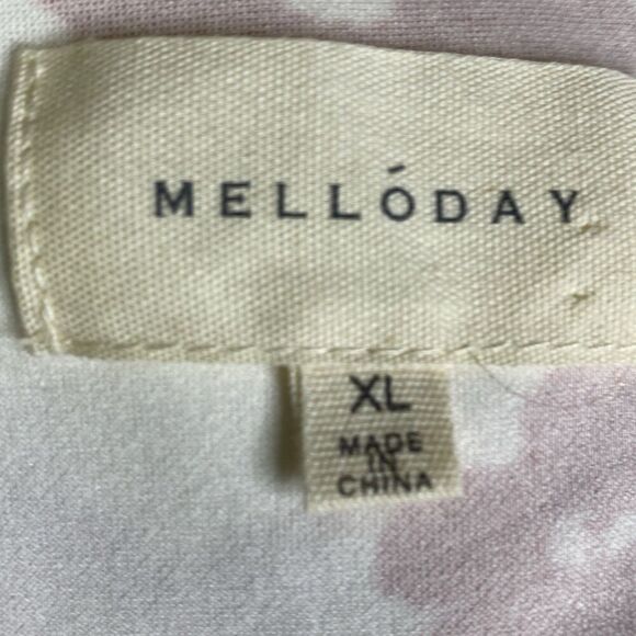 MellowDay White Red Floral Flutter Sleeve Blouse Women’s Top Size Large - Picture 5 of 6